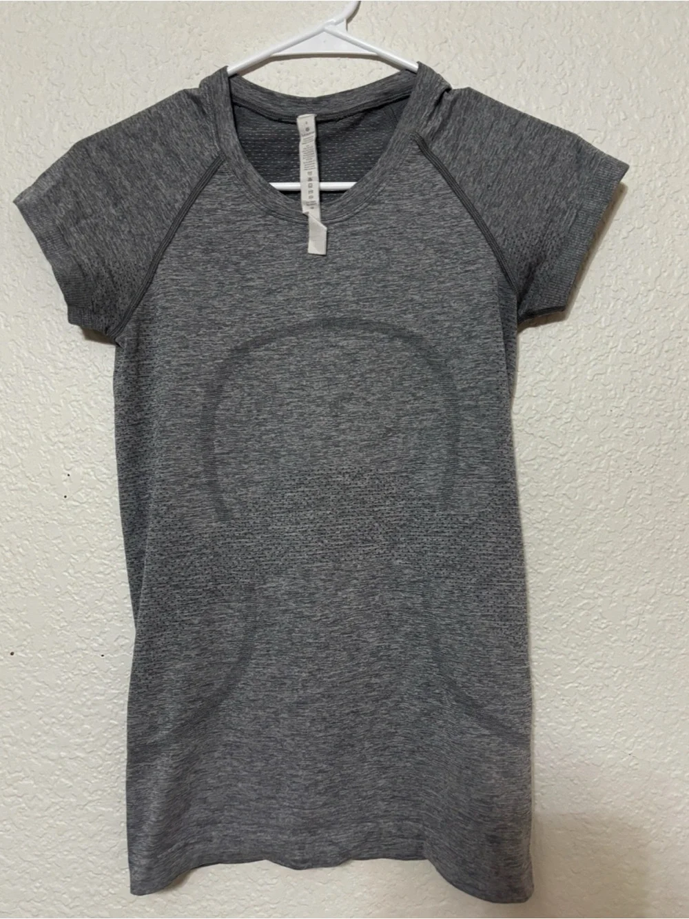 Lululemon Heather Gray Swiftly Tech 2.0 Hip Length